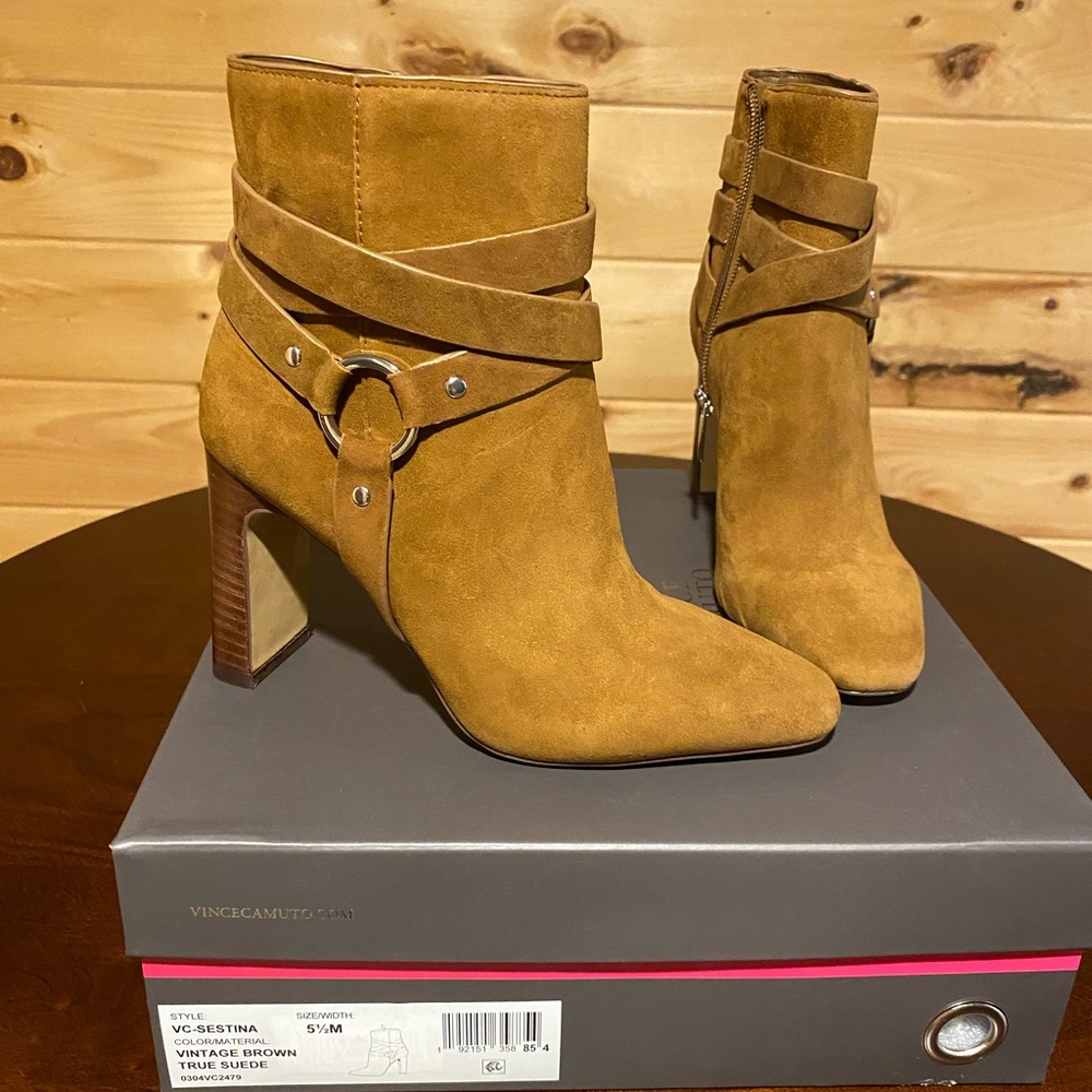 NWOT Vince Camuto Suede Boot